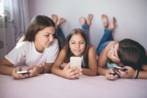 minori social media NETWORK RESPONSABILITà GEITORI